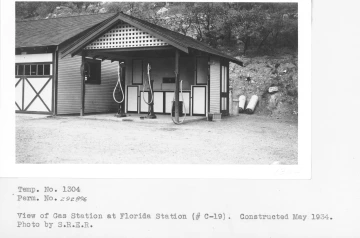 1934_xx_xx_292896_Florida_gas_station