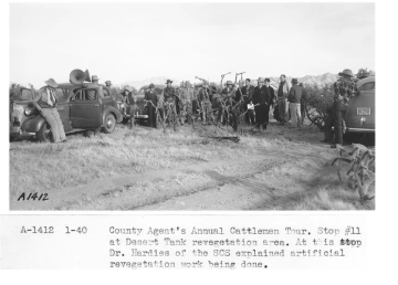 1940_01_xx_A-1412_County_Agents_Tour__Desert_Tank_reveg